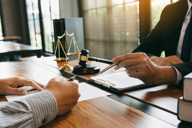 Civil and criminal litigation, dispute resolution and arbitration practice